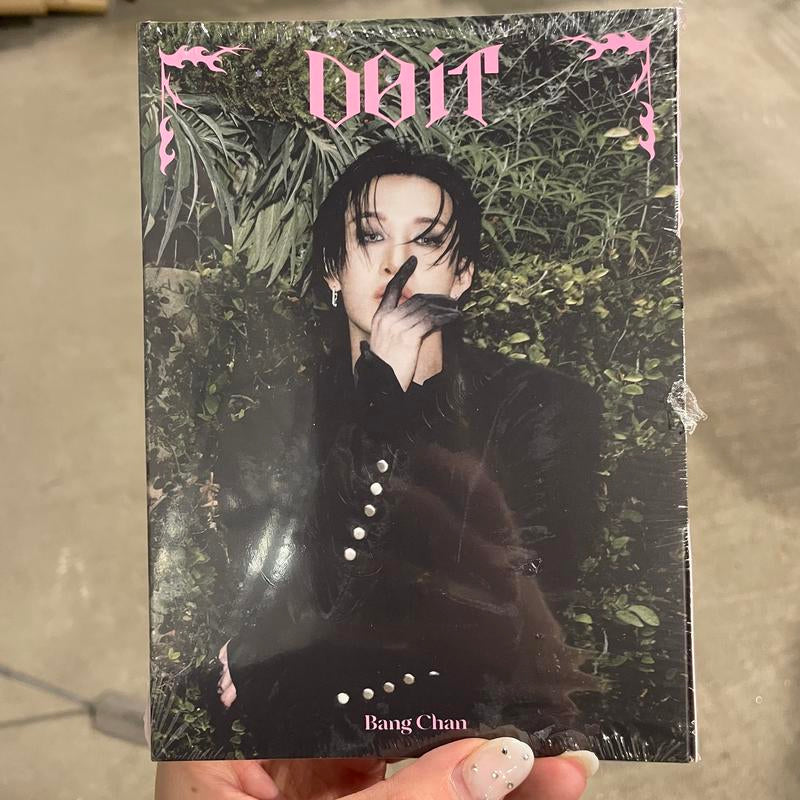 Stray Kids SKZ IT TAPE 'DO IT' 3Rd Special Album ACCORDION Ver CD K-Pop Album with 5 Tracks Official Korean Import 8 Member Versions Authentic Sealed Album